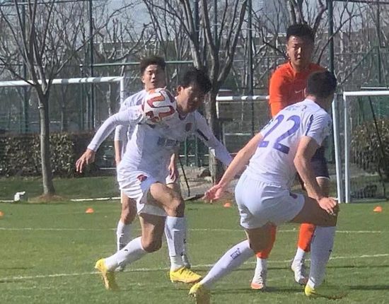黄色靠逼视频